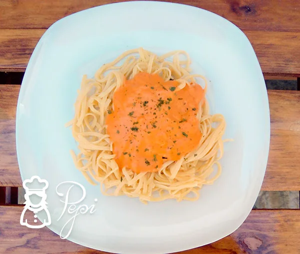 Tallarines con crema de verduras